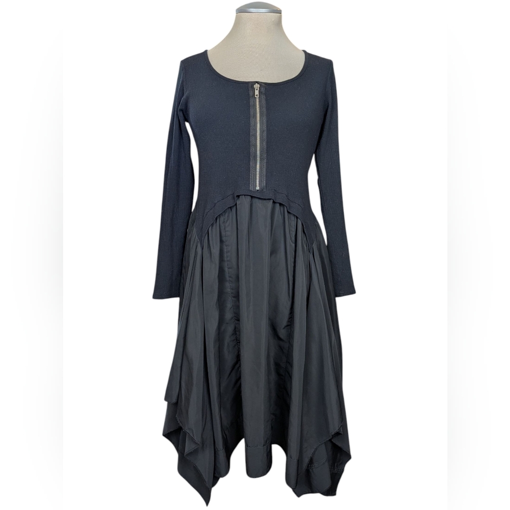 Romantic Goth Black Long Sleeve Dress with Zipper